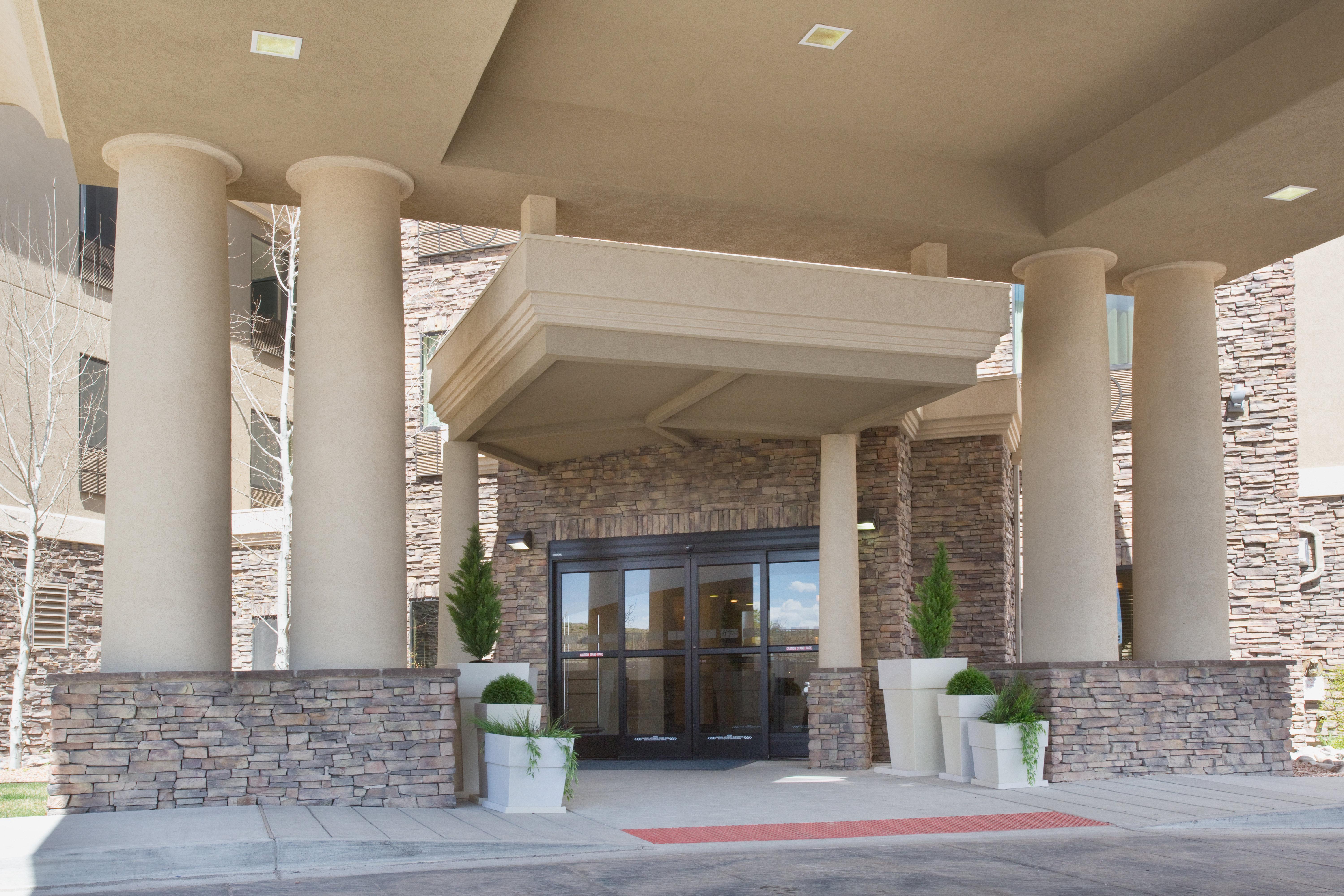 Holiday Inn Express&Suites Los Alamos Entrada Park, an IHG Hotel Exterior foto